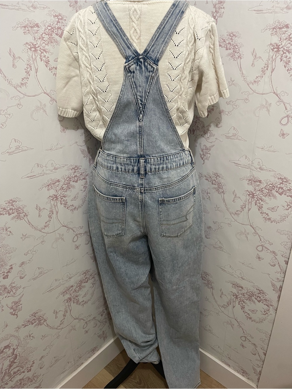 American Eagle Light Wash Denim mom Overalls new with tags US 10 Long - Picture 6 of 13